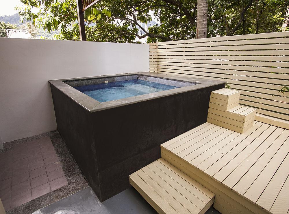 Patong Pearl Hotel Phuket Екстериор снимка